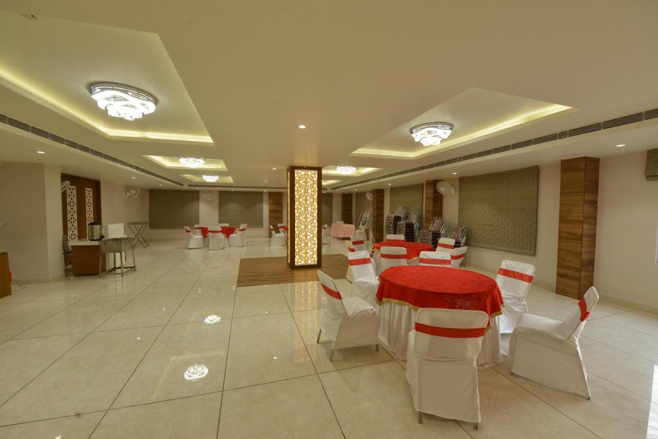 Rr 62-jaipur Centre Hotel 3*
